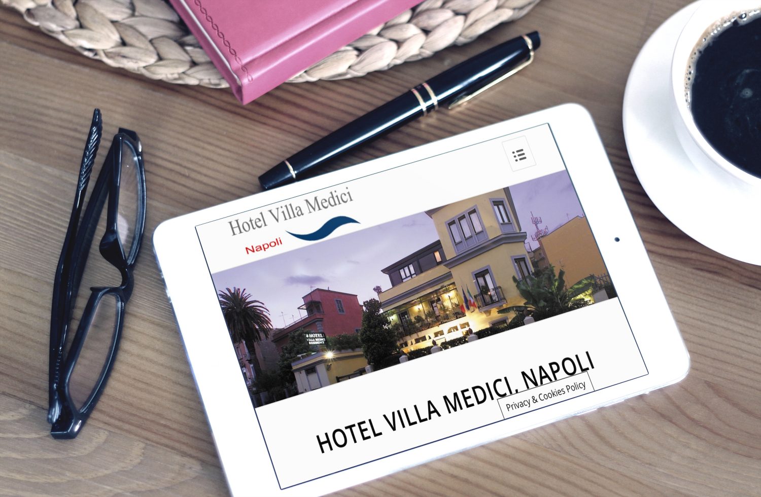  Creazione sito web Hotel Villa Medici Napoli, Italia versione per tablet (iPad)
